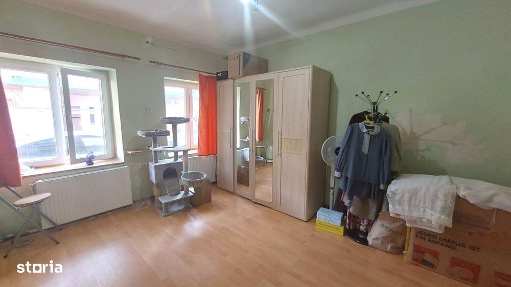 Apartament cu 1 camera zona centrala cu loc de parcare