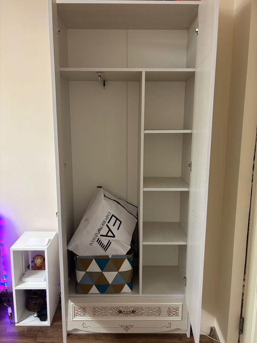 Продам шкаф для одежды