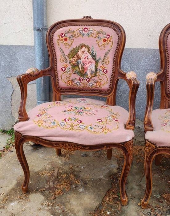 Антикварни кресла