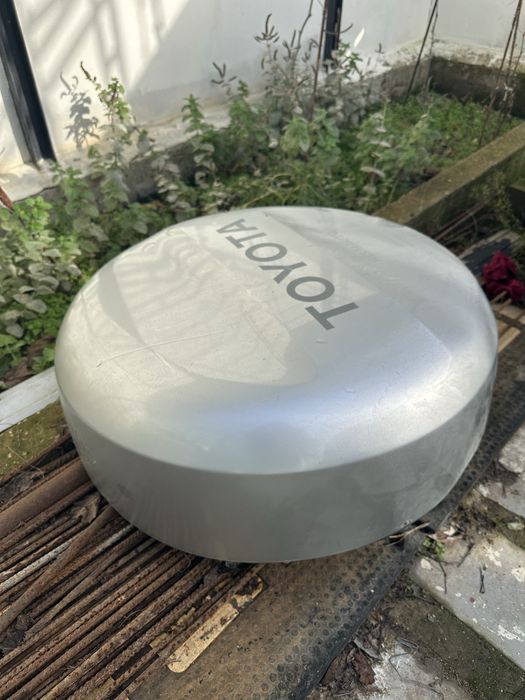 Капак за резервна гума