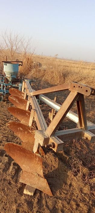 Плуг омоч 5 корпус 80-110 от кучли мтз ва бошка хамма тракторга тушади