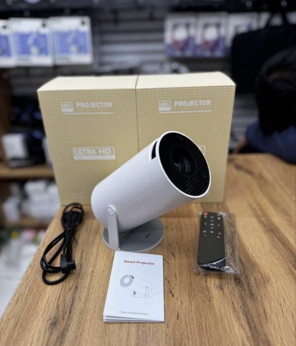 Проектор продаю срочно