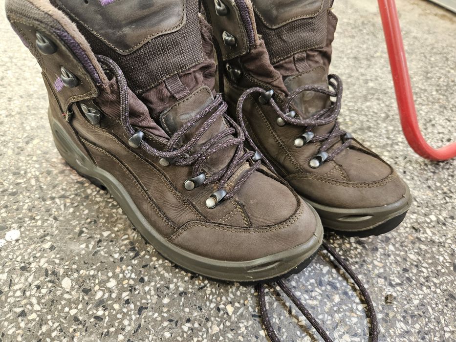 Туристически обувки Lowa Renegade