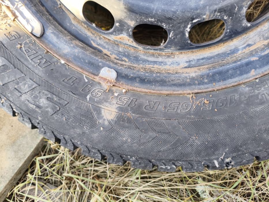 Диски Ниссан Серена r15