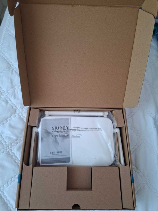 Router Internet FiberHome SR1041Y