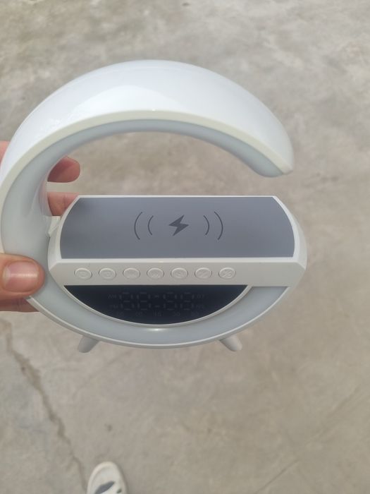 LED часы будильник с Bluetooth колонкой и беспроводной зарядкой