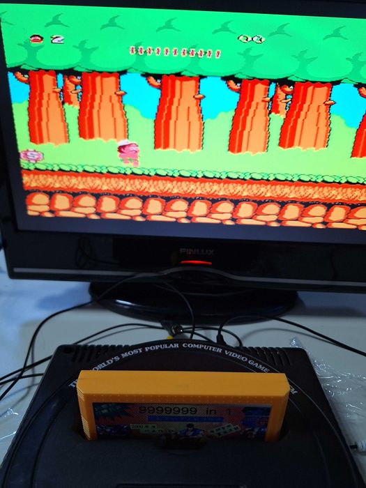 63 in 1, caseta galbena discheta clasica cu joc pentru consola TV