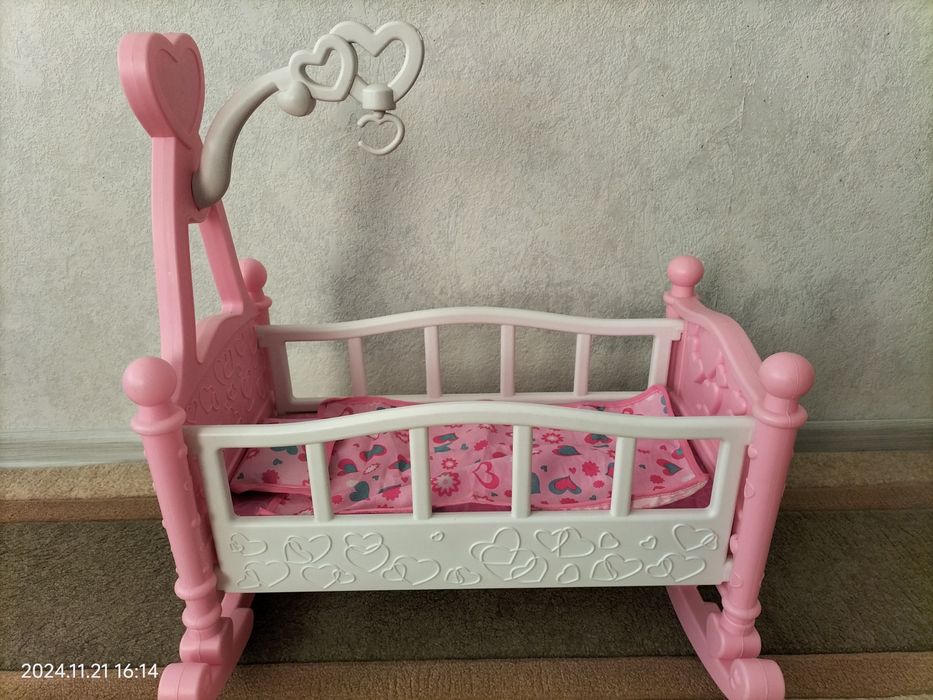 Кроватка для куклы