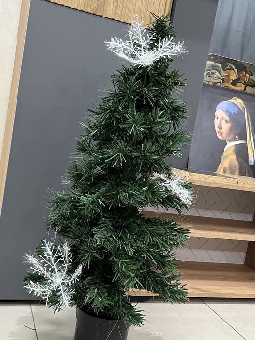 Продам ёлку 80 см