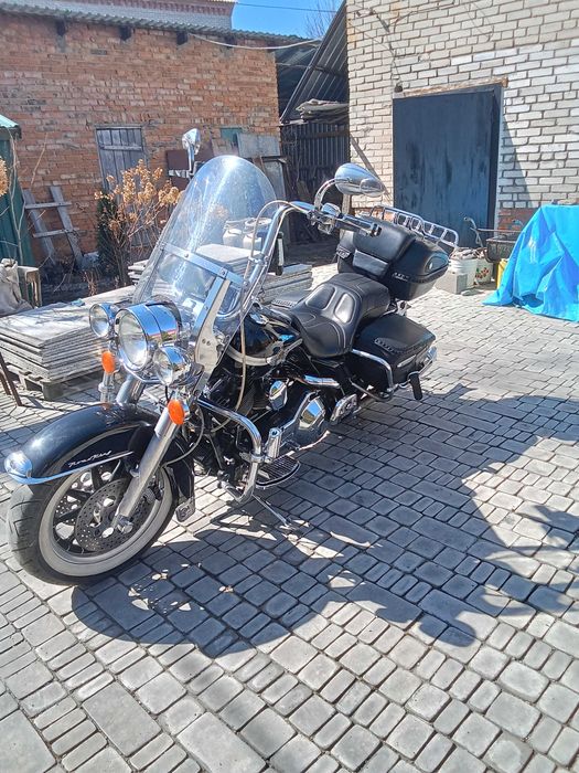 продам мотоцикл Харлей Дэвидсон  Road king