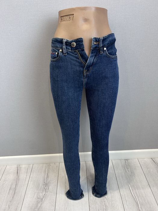 Джинсы Tommy Hilfiger