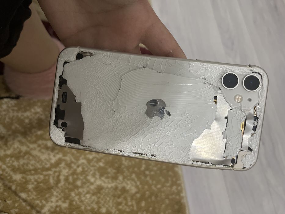 iPhone 11 БУ продаю