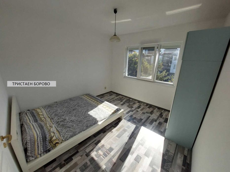 Продава се Тристаен апартамент в София, Борово - 60 кв.м за 2000 €/кв.м - Снимка #2