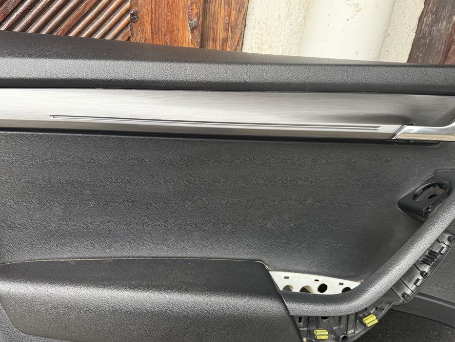 Лява кора Октавия 3