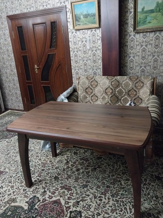 Стол новый чисто деревянный