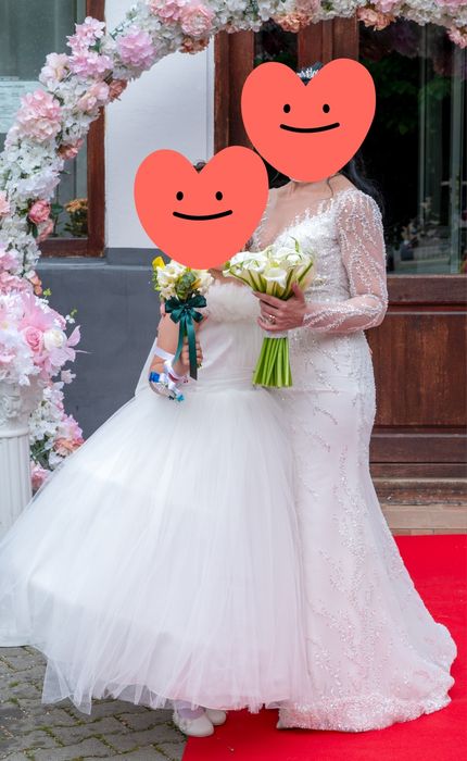 Rochie de mireasa mărimea M stare foarte buna si diadema Mary zirconiu cubice placata aur alb elemente Swarrovski