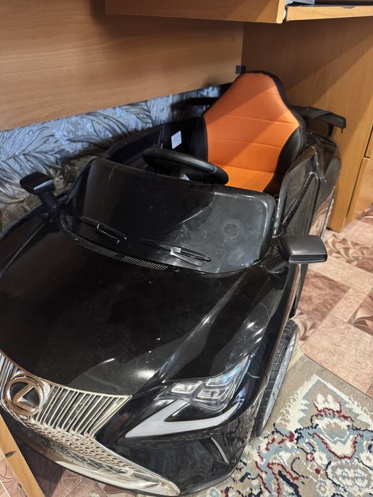 Продам детскую машину