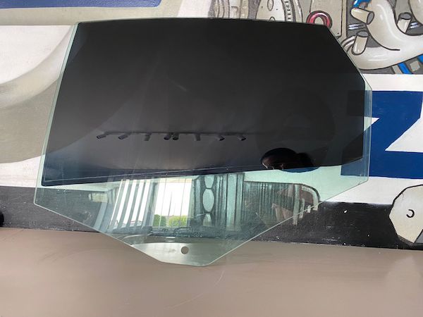 Geam stanga spate VOLVO S90 2017-2023 31371942 32132077