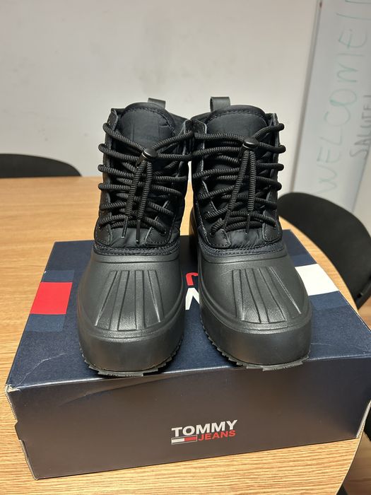 Vand ghete Tommy Hilfiger marimea 39