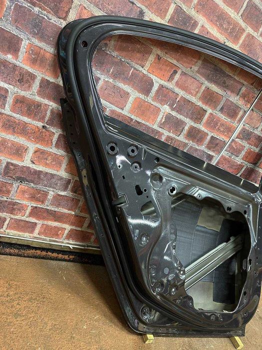 Usa stanga spate BMW g30