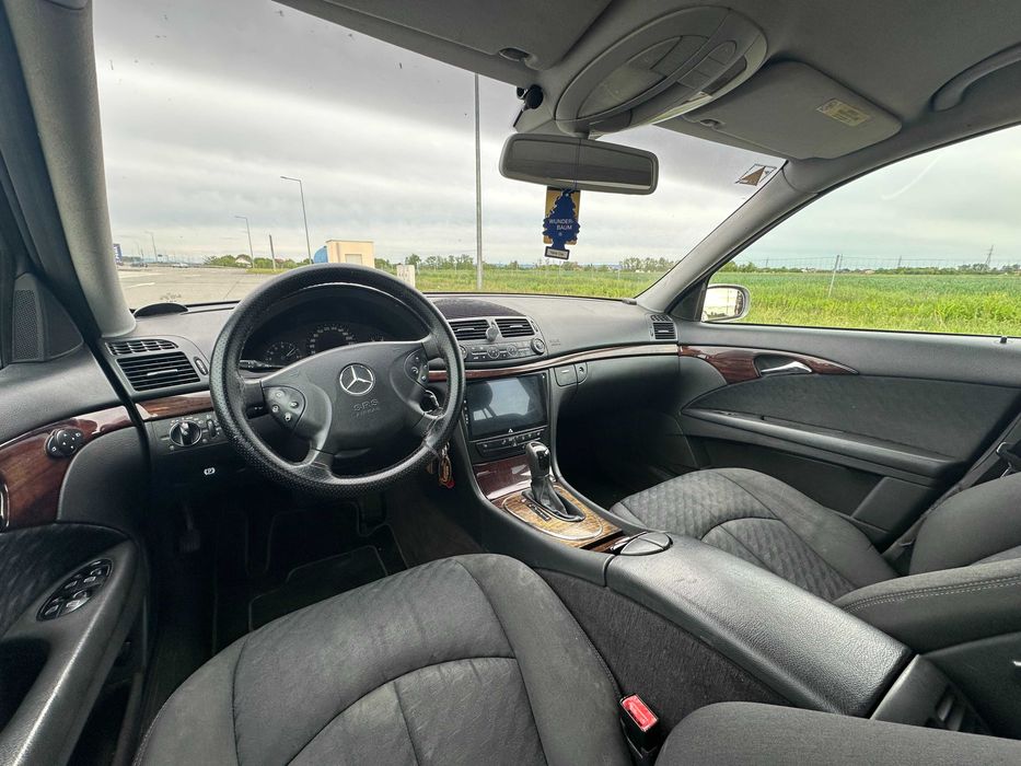 MERCEDES-BENZ E-Class 2003 — imagine 4
