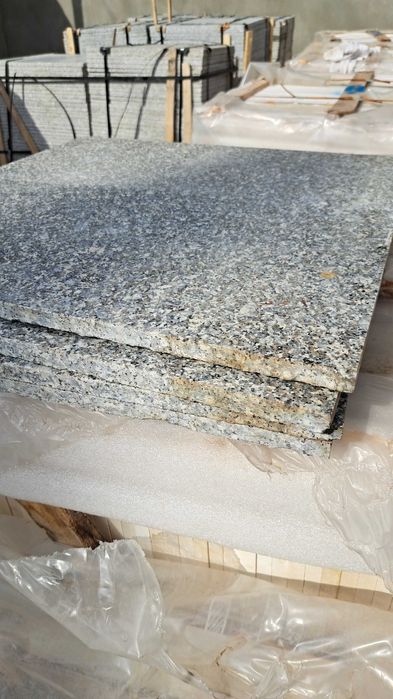 Гранит толщиной 12см