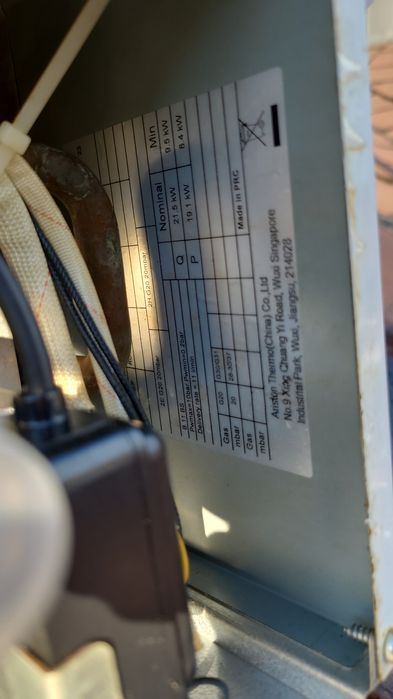 Instant apa calda Ariston