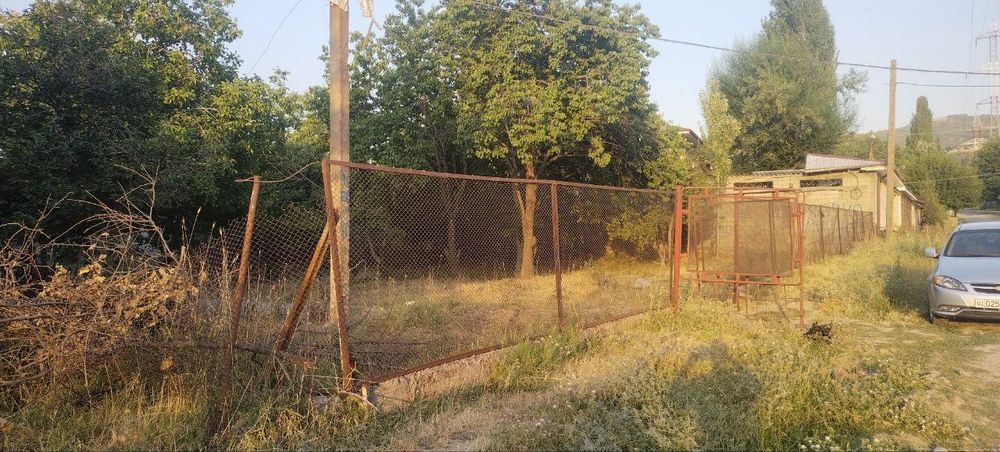 11 sotiq yer sotiladi