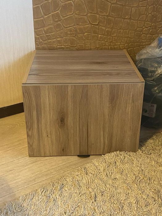 Продам тумбу с ящиком.