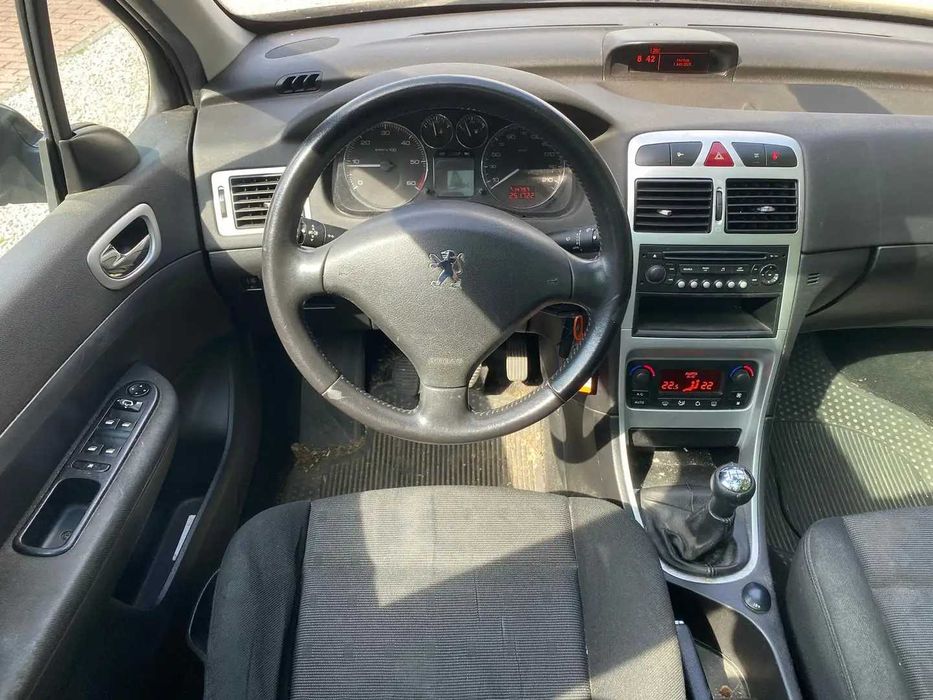 Peugeot 307 1.6hdi 109к.с. комби facelift се продава на части