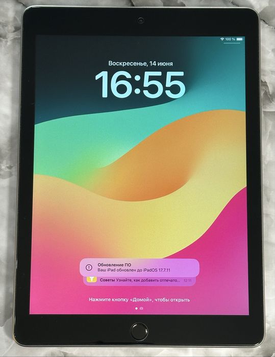 Apple Ipad 128gb 6th gen 9.7