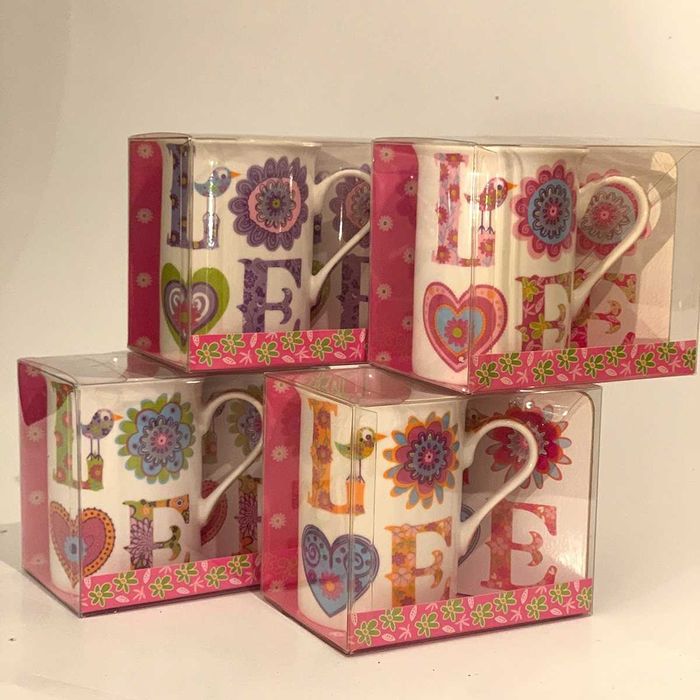 Чаша за чай и кафе І Комплект порцеланова чаша и термоподложка LOVE