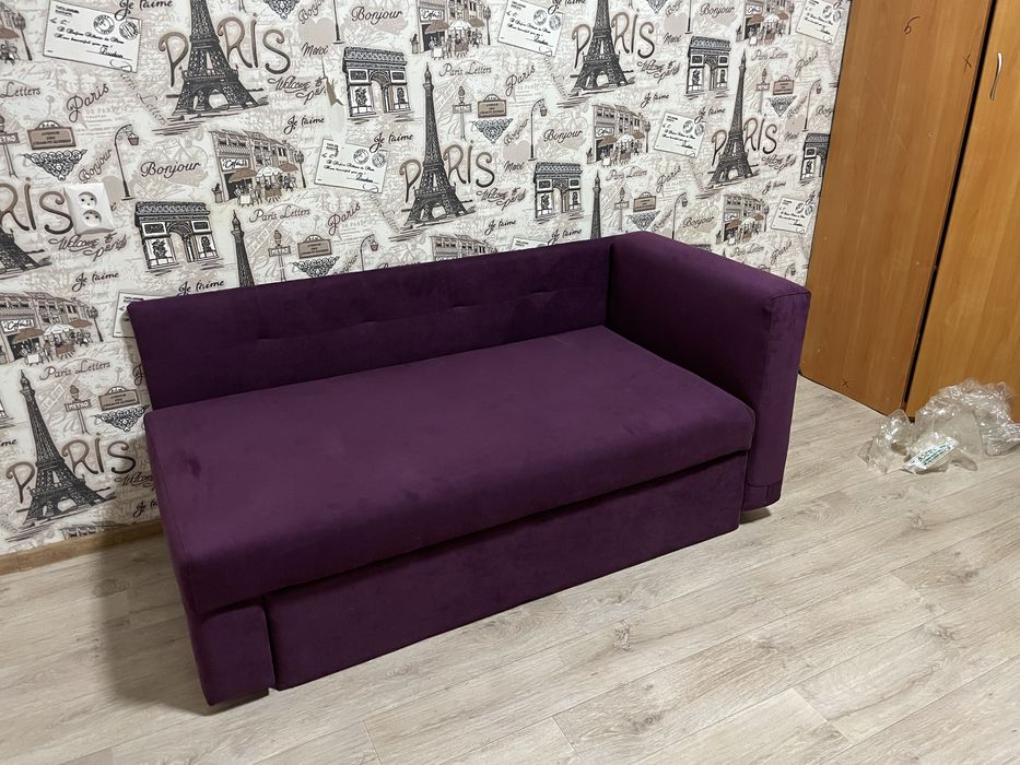 Продам детский диванчик