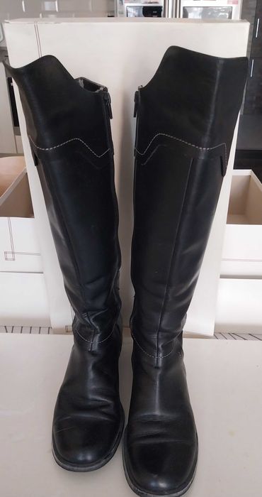 Дамски черни боти