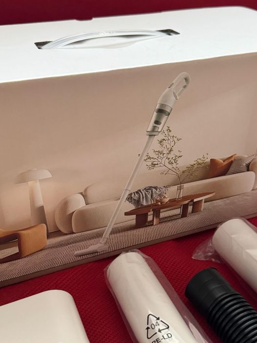 Produs NOU-Aspirator vertical masina,casa,curte-auto-capete schimb