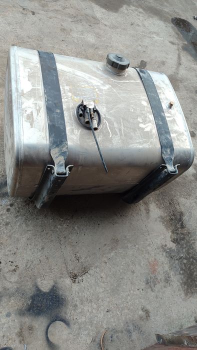 SHACMAN L3000 Yukmashinasining saryalka baki