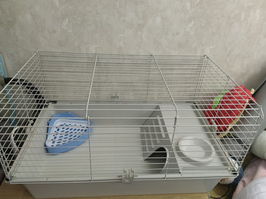 Продам клетку, размер 75×45