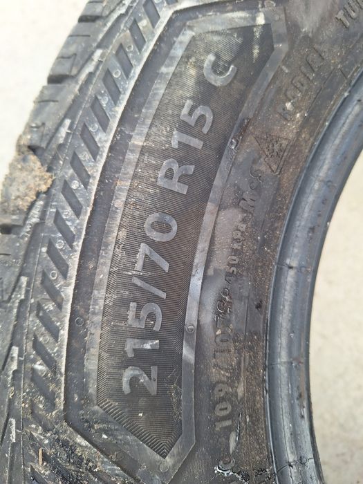 4бр Гуми за бус 15 цола 215/70/15C