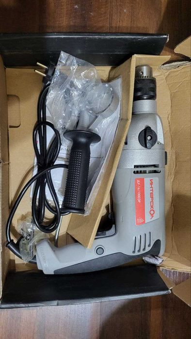 Дрель ударная ИНТЕРСКОЛ ДУ-16/1000ЭР Новая