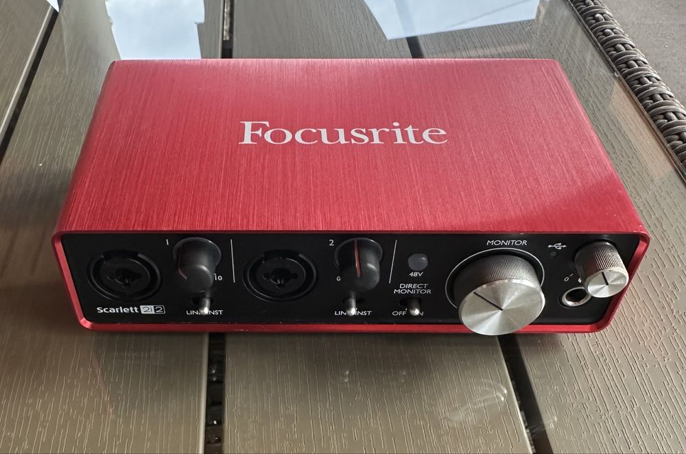 Interfață audio Focusrite 2i2 2nd gen