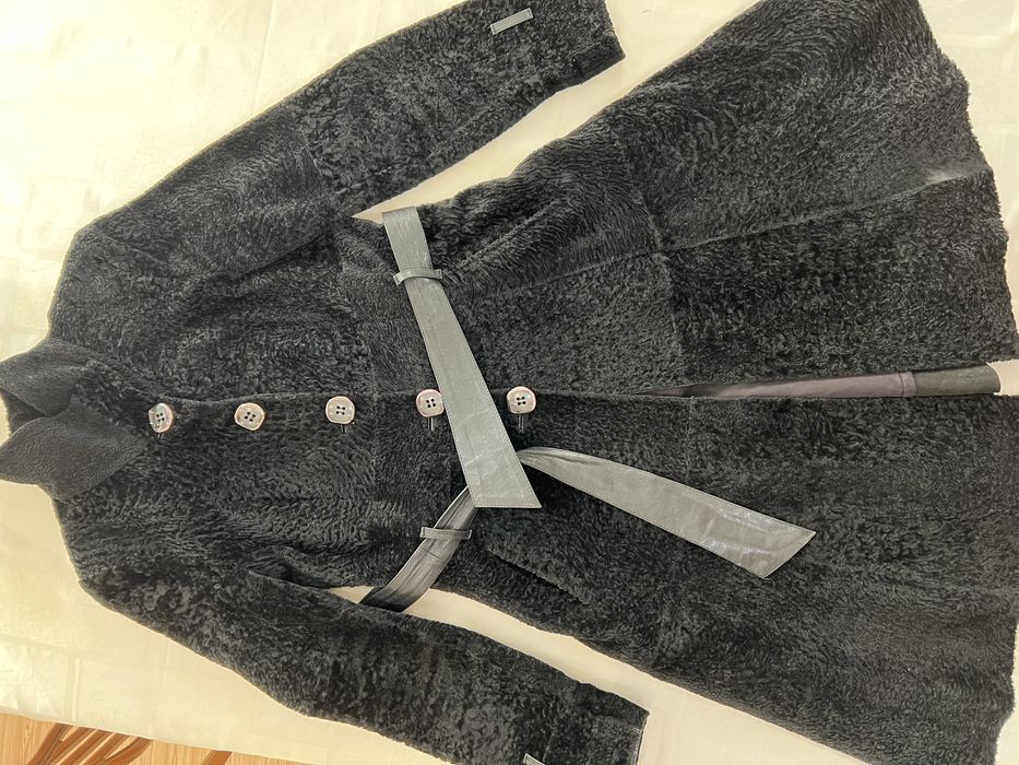 Пальто каракуль