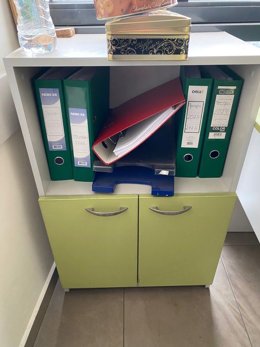 Комплект офис обзавеждане