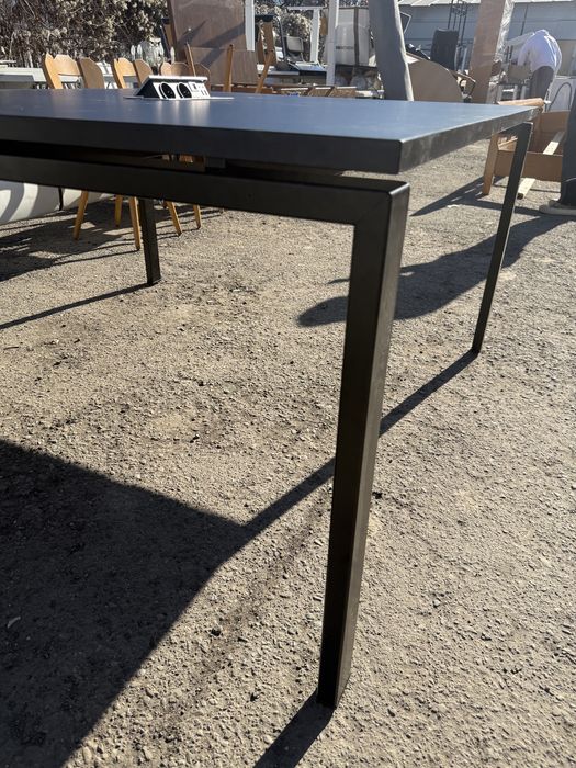 Masa conferinta birou 140x140 cm cu sistem cabluri