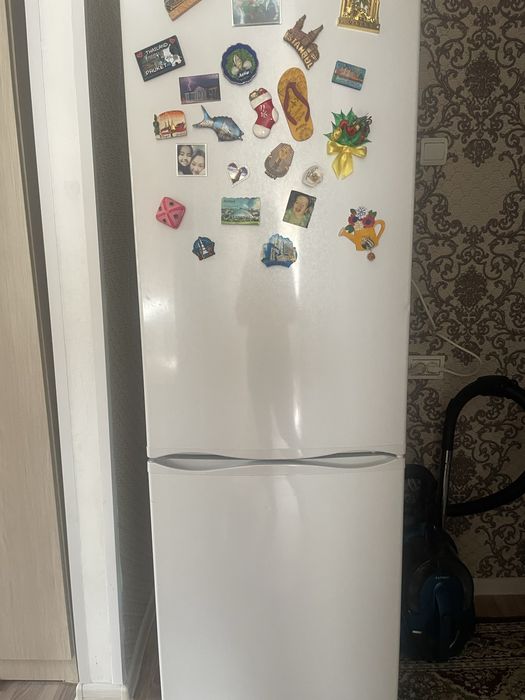 Продам холодильник Атлант в рабочем состоянии