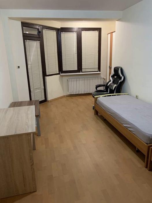 Дава се под наем Тристаен апартамент в София, Слатина - 115 кв.м за 550 € - Снимка #1