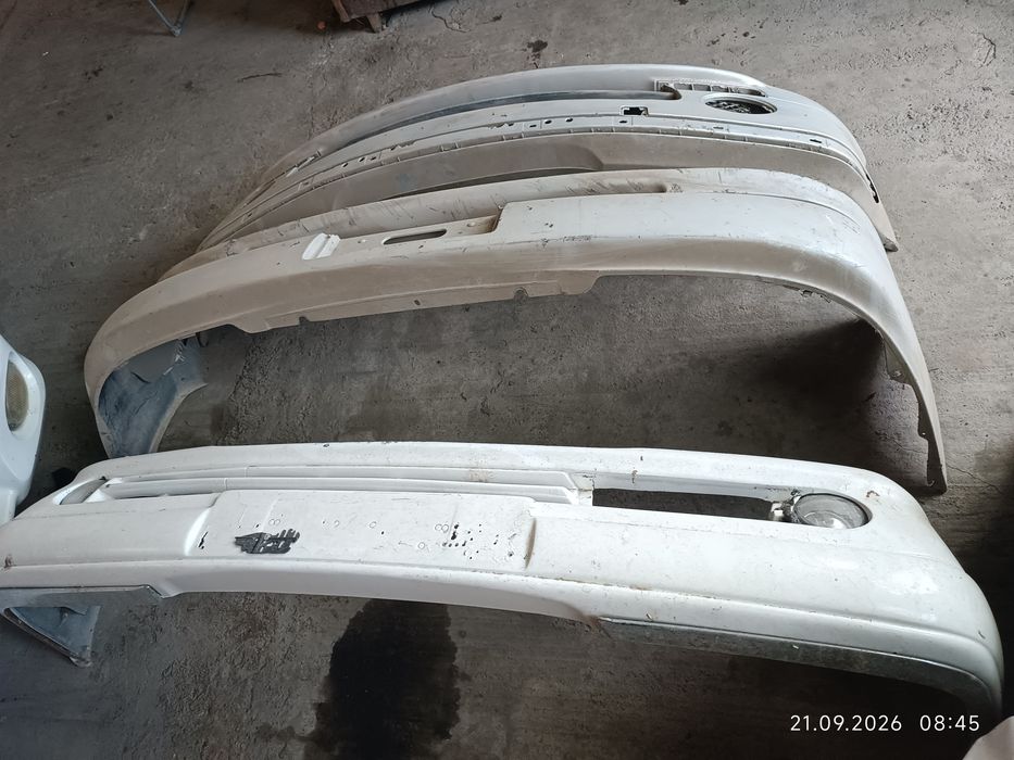 Передний бампер BMW 3 , Mercedes, 210, Mark 2