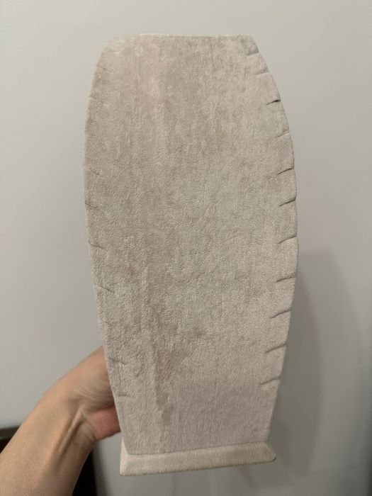 Подставка под украшения