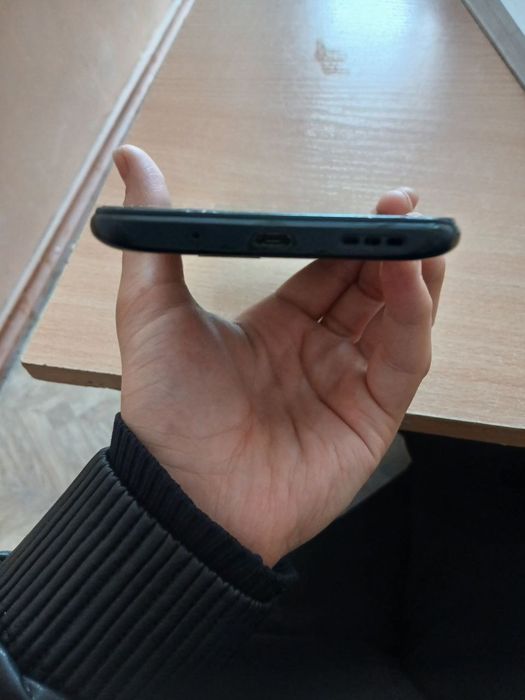 Redmi 9C  sal ekrani singan