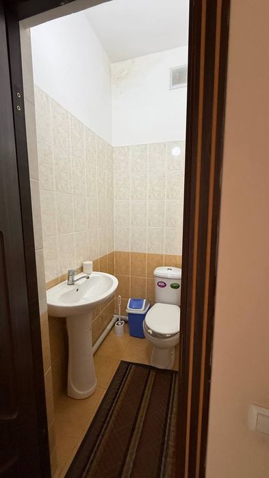 Sayrob oshxonasi yoni 3 etaj 2 hona barcha sharoitlari mavjud