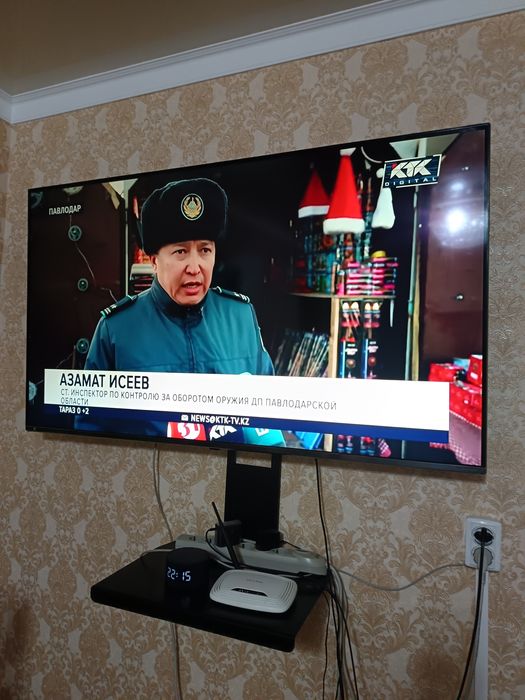 Телевизор LG. Hanocеll диагональ 130